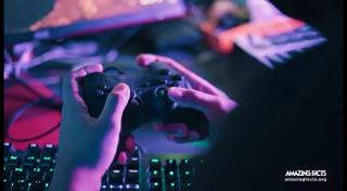 12:00am-1:00am (EDT)