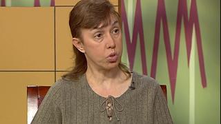 12:00am-1:00am (EST)